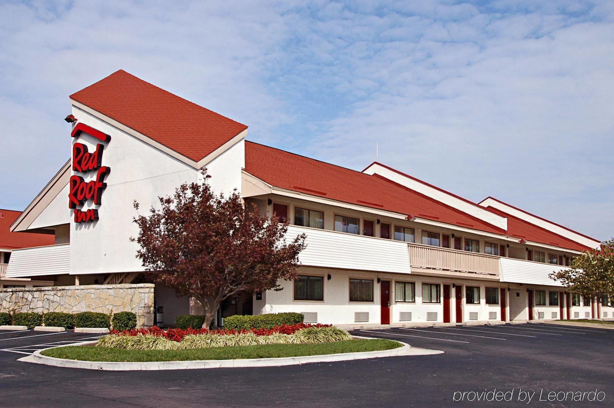 Red Roof Motel 2*