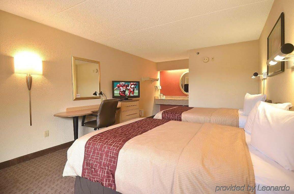 Red Roof Motel 2*